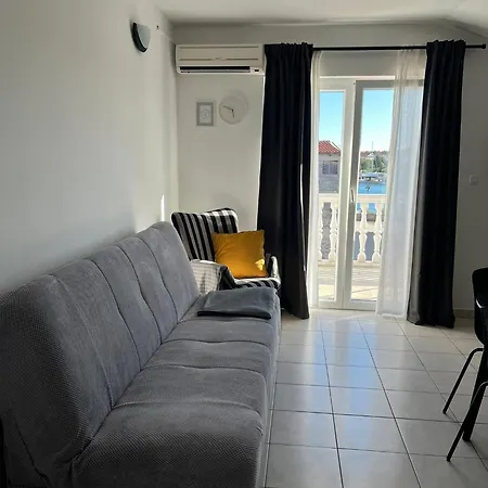 Apartment Bozica Jezera
